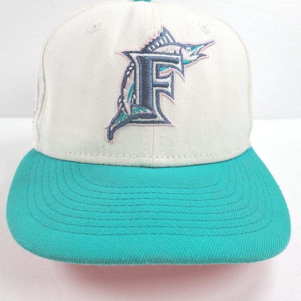New Era Florida Marlins 2003 World Series 59FIFTY Hat Mens 7 White Baseball MLB